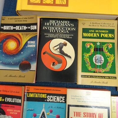LOT 483  COLLECTION OF BOOKS