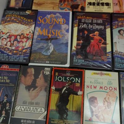 LOT 485  VHS AND DVD COLLECTION