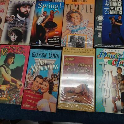 LOT 487  VHS COLLECTION
