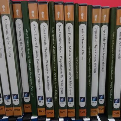 LOT 496  THE GREAT COURSES DVD/BOOKS   (46 LESSONS)