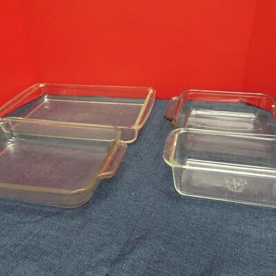 LOT 497  GLASS BAKEWARE