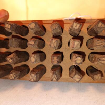 Alphabetic metal punch set upld1/28