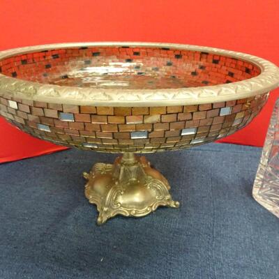 LOT 508  HOME DECOR