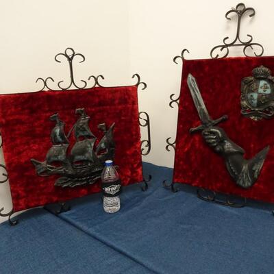 LOT 514 VINTAGE RED VELVET WALL DECOR