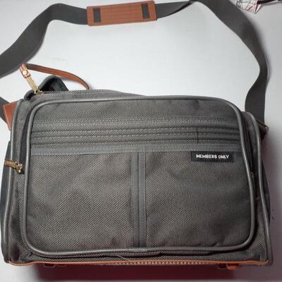 Members only shoulder bag