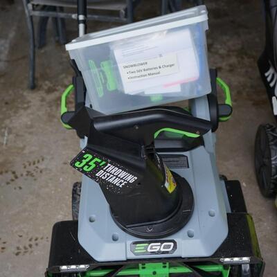 EGO SNOW BLOWER/SWEEPER ELECTRIC WITH LITHIUM BATTERY - VERY GOOD