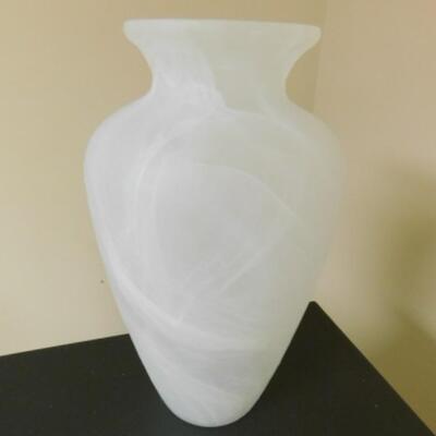 Vintage White Frosted Swirl Glass Vase