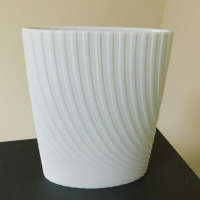 Vintage Rosenthal Germany Ceramic Etched Swirl Narrow Vase Signed Arthur Galtz