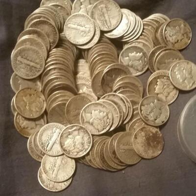 Estate Collection of 100 Silver Mercury Dimes Brilliant Uncirculated to Good Condition