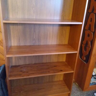 LOT 218  WOODEN BOOKSHELF