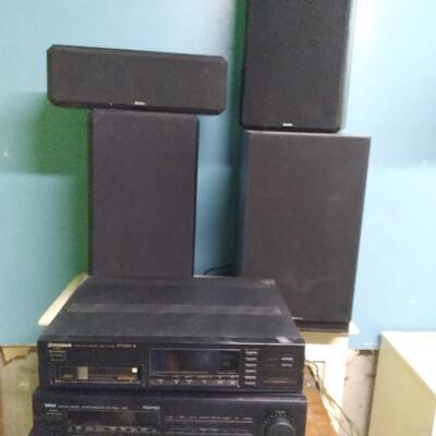 LOT 221  ELECTRONICS