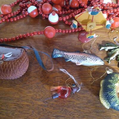 LOT 225  FISHING AND CAMPING ORNAMENTS