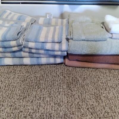 LOT 233 TOWELS AND SHEETS