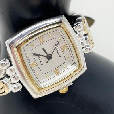 GENEVA GOLD & SILVER TONED QUARTZ WATCH - WORKS