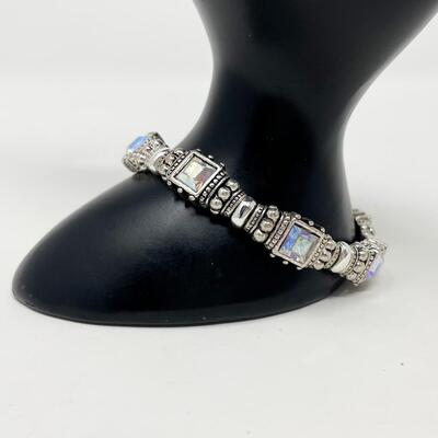 SILVER TONED STRETCH BRACELET W/ IRIDESCENT RHINESTONES