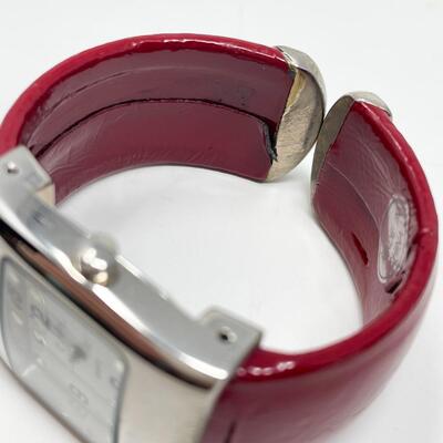CARDINI RED PATENT LEATHER CUFF WATCH - WORKS
