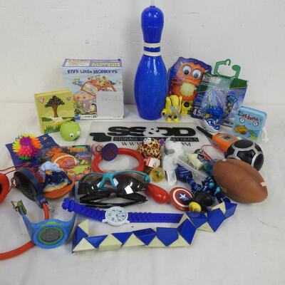 Toy lot: watches 1 works, puzzle, Paw Patrol stickers, sunglasses, headphones