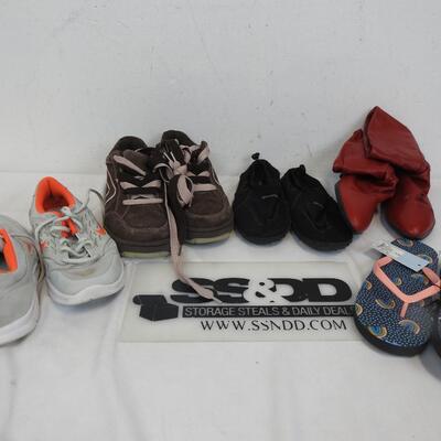Shoes 6 pairs: sizes 6-8: Nike, Oxide water shoes, flip flops NEW, boots