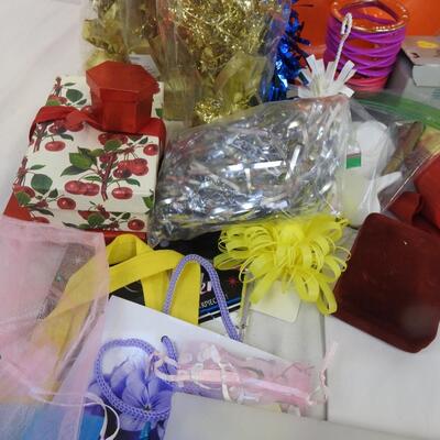 Party lot: Balloons & weights wrapping, decorations, cards, tulip pinwheels,tape
