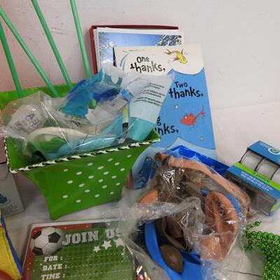 Party lot: Balloons & weights wrapping, decorations, cards, tulip pinwheels,tape