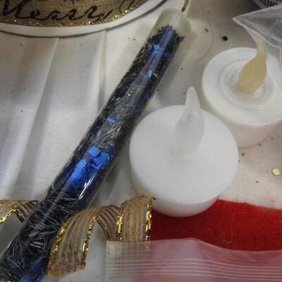 Craft lot: Ribbon, modeling clay NEW, buttons, beads, colored pencils, scissors