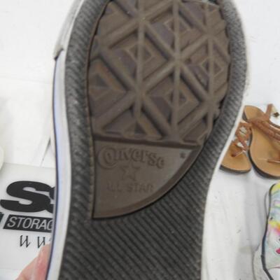 Girls shoes 4 pairs sizes 12-3 1/2: Converse, American Eagle
