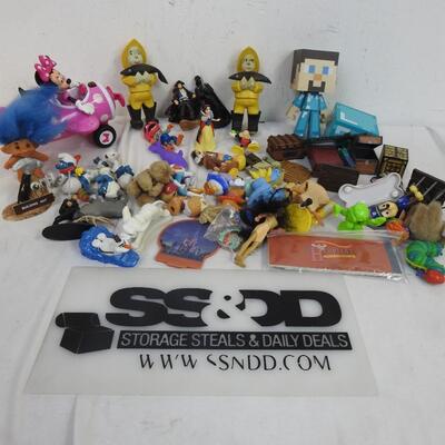Toys: Minecraft, Smurfs, Disney, Building Nut, Trolls