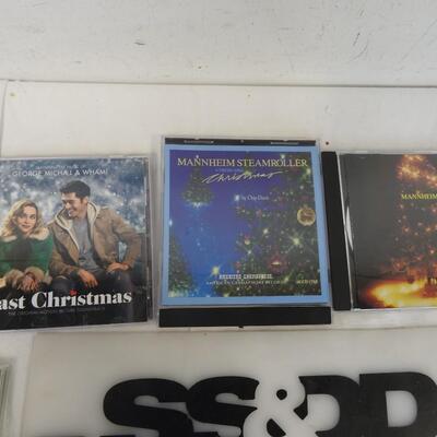 Christmas CDs: Disney's A Family Christmas to Ultimate Christmas Andy Williams