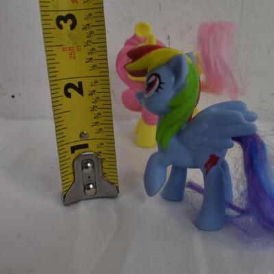 Kids toys/Game lot: Wii game: Dora the Explorer, 6 My LIttle Pony figurines