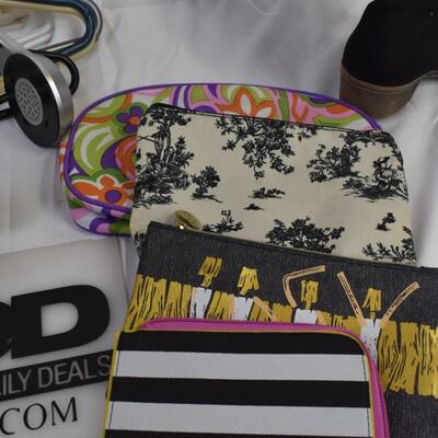 Womens personal care:Boots size 6 1/2, Vivitar headphones, make-up bags, hangers