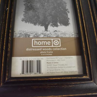 Craft lot: 2 wreaths , picture frame, washable slate plaque, ping pong balls