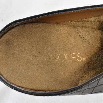7 Pairs of Heels and Flats: Nike, Aerosoles, Brands and Sizes in Description