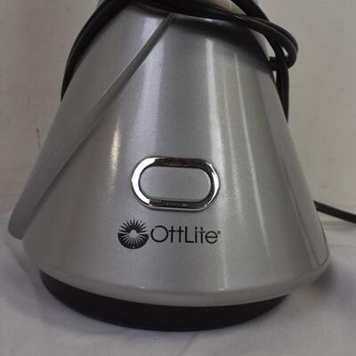 OttLite Silver Lamp, 1 Metal Lamp with 2 Bulbs, Both Work