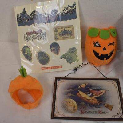 Fall DÃ©cor and Holiday: Halloween Pushing, Straws and Tops, Thanksgiving