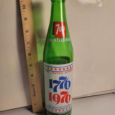 1976 7up bottle