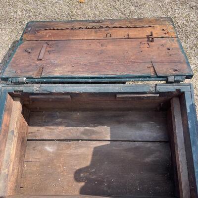 Antique tool box