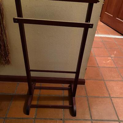 Vintage Gentlemenâ€™s valet