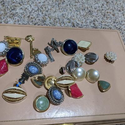 Vintage Jewelry Box & Vintage Jewelry