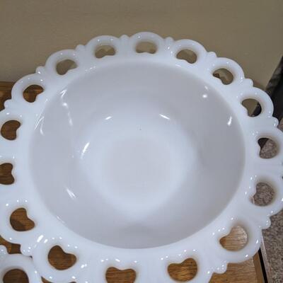 4 piece heart milkglass