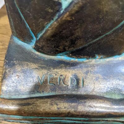 Verdi Bookend and dÃ©cor book stack