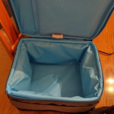 Cole Han men's chelsea boots  and Igloo lunchbox
