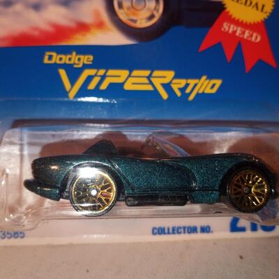 1991 Hot Wheels Blue Card #210 DODGE VIPER RT/10 Green Variant w/Gold Lace Sp -- upld 1/29