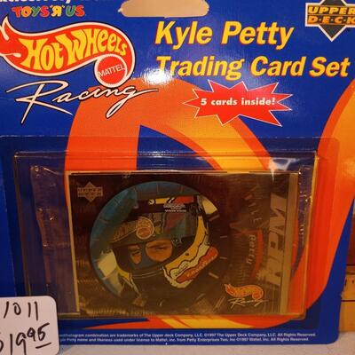 BRAND NEW - 1997 Hot Wheels Racing Kyle Petty Trading Card Set NASCAR Toys-R-Us --  upd 1/30