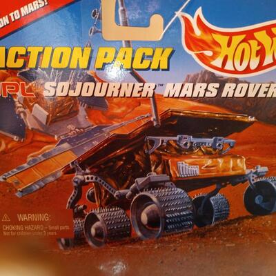 1996 NIB unopened Hot Wheels Action Pack JPL Sojourner Mars Rover -- upld 1/30