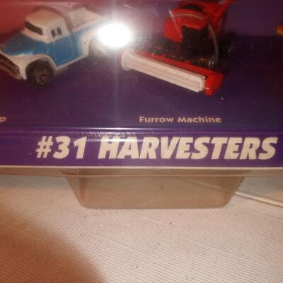 Micro Machines 31 Harvesters Galoob 1994 Plane -- upld 1/30