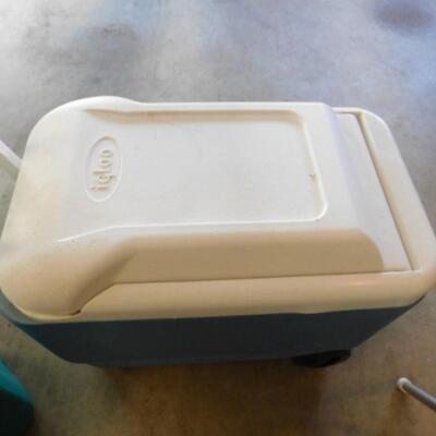 Igloo Cooler Set and Portable Seat Great for Camping and Other Outdoor Adventures