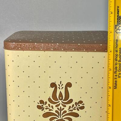 Pfaltzgraff Kitchen canister set