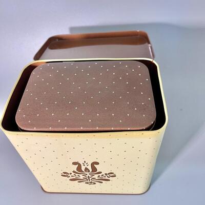 Pfaltzgraff Kitchen canister set