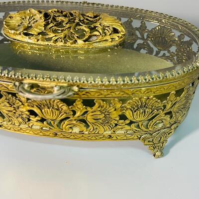 Jewelry casket