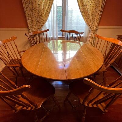 Lot 2 Round Drop Leaf Maple Table and 6 Chairs Pads S. Bent & Bros Windsor